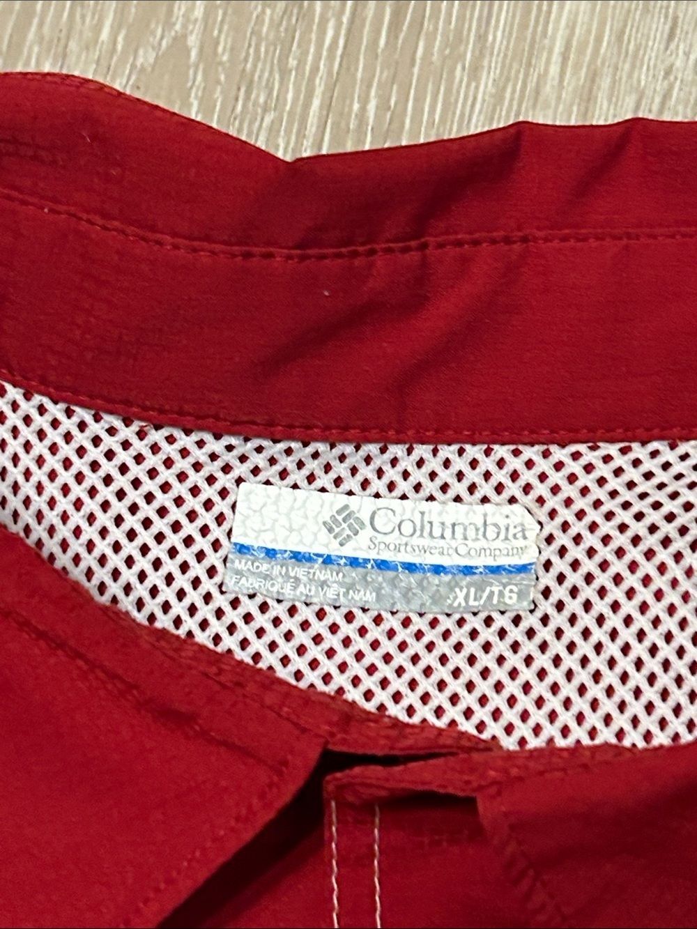 Columbia Sportsware Men’s Arkansas Razorback Short Sleeve Button-Down Shirt XL - Picture 2 of 8